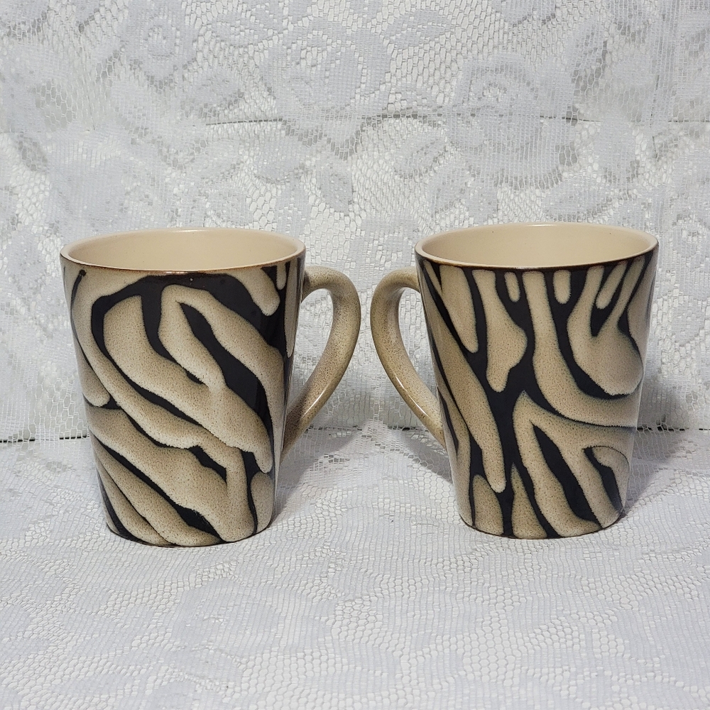 Set of 2 Vintage Soho Loft Stoneware Zebra Print Pattern Mugs Black Beige - Picture 7 of 17